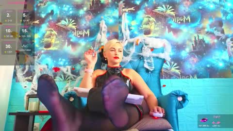 Mrs. Isabella online show from October 20, 2025, 4:02 am