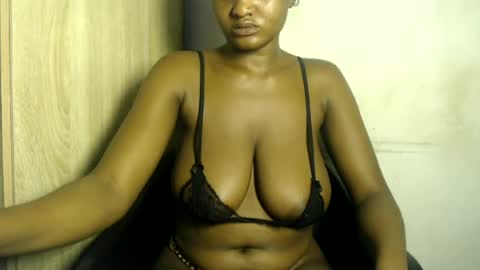 Snapshot of goddess_mellissa chatting on July 8, 2026, 5:01 am mellissa online show from July 8, 2026, 5:01 am