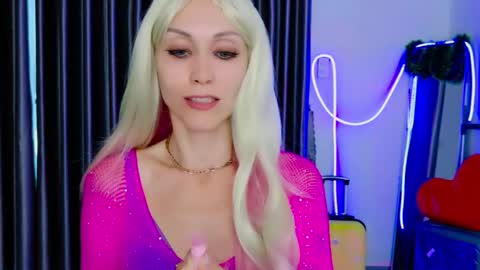 Snapshot of goddess_stars chatting on February 13, 2026, 10:22 am Katarina online show from February 13, 2026, 10:22 am