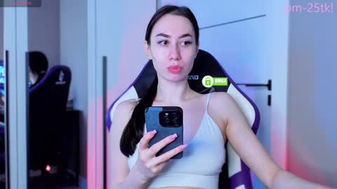 Goddess EmmaBratt princess online show from February 22, 2026, 12:04 pm