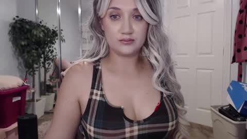 Goddess Emmy online show from November 23, 2025, 12:43 am