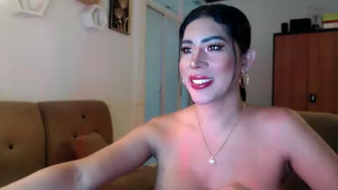 Eva online show from May 7, 2026, 2:17 am
