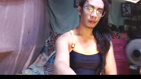 Snapshot of goddesssonyaxxx chatting on May 11, 2026, 7:03 am KENNY DOLL online show from May 11, 2026, 7:03 am