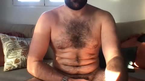 J online show from October 15, 2025, 7:08 am