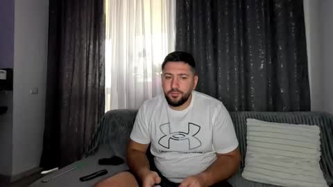 Snapshot of gold_alpha_boy chatting on September 25, 2025, 8:51 am gold_alpha_boy online show from September 25, 2025, 8:51 am