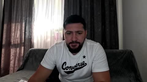 gold_alpha_boy online show from October 23, 2025, 11:42 am