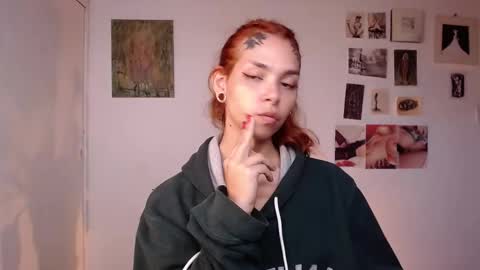 Snapshot of golden_alaska chatting on February 4, 2026, 12:11 pm Alaska online show from February 4, 2026, 12:11 pm