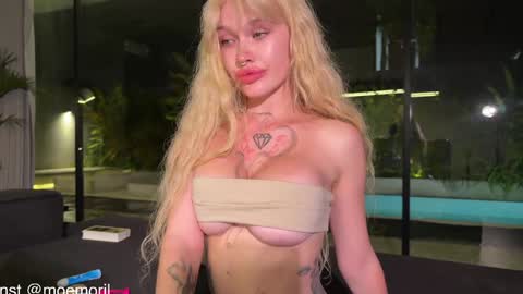 Snapshot of golden_alinee chatting on February 2, 2026, 3:00 pm Aline meow online show from February 2, 2026, 3:00 pm