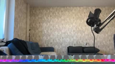 Golden boyyy21 online show from February 17, 2025, 12:59 pm