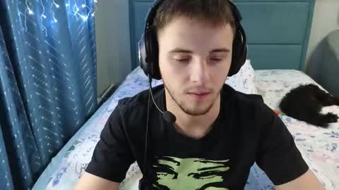 Golden boyyy21 online show from January 15, 2026, 12:04 am