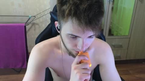 Snapshot of golden_boyyy21 chatting on April 11, 2026, 2:49 am Golden boyyy21 online show from April 11, 2026, 2:49 am