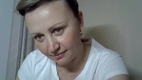 Snapshot of golden_kessie chatting on May 5, 2026, 8:06 pm golden_kessie online show from May 5, 2026, 8:06 pm