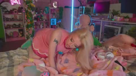 Sammy online show from April 25, 2026, 8:50 pm