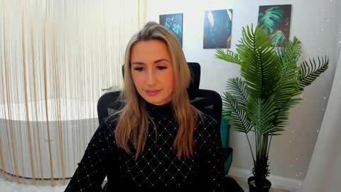 Olivia online show from January 30, 2025, 11:44 am