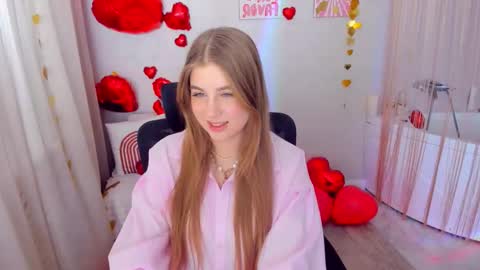 Snapshot of goldenmirage chatting on February 3, 2026, 11:37 am goldenmirage online show from February 3, 2026, 11:37 am