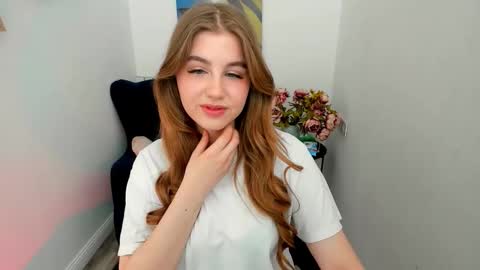 Snapshot of goldenmirage chatting on February 28, 2026, 11:44 am goldenmirage online show from February 28, 2026, 11:44 am