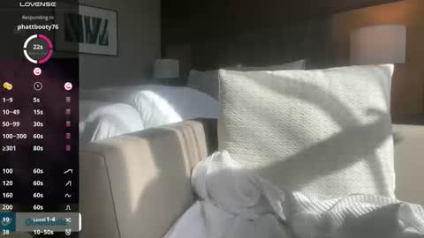 Snapshot of goldennile chatting on April 9, 2026, 10:37 pm jax online show from April 9, 2026, 10:37 pm