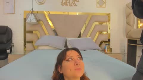 goldentemptation_ online show from May 13, 2026, 1:30 pm