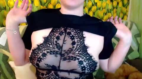 goldmoonn online show from January 13, 2025, 5:44 pm