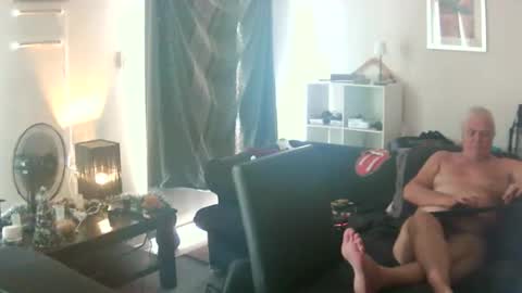 goldyguy011 online show from February 4, 2026, 1:11 am