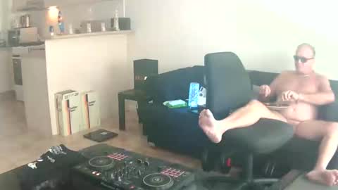 goldyguy011 online show from May 31, 2026, 1:47 am