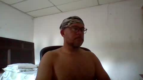 golons17 online show from March 13, 2026, 12:45 pm