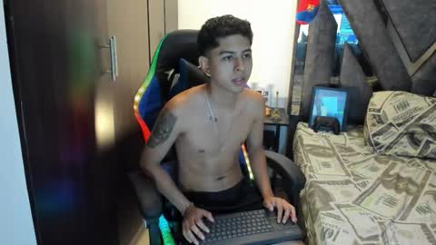 gomez_c_ online show from February 23, 2026, 6:11 am