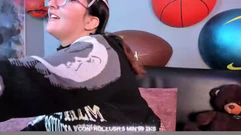 Snapshot of gomory_kitty chatting on February 25, 2026, 5:00 pm gomory_kitty online show from February 25, 2026, 5:00 pm