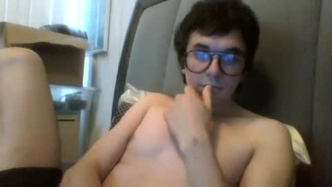Snapshot of gonelie chatting on June 25, 2026, 6:56 pm Oliver online show from June 25, 2026, 6:56 pm
