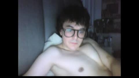 Snapshot of gonelie chatting on July 15, 2026, 9:47 am Oliver online show from July 15, 2026, 9:47 am