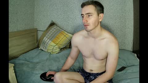 Snapshot of gonzotrash chatting on December 13, 2024, 6:42 am GonzotrasH online show from December 13, 2024, 6:42 am