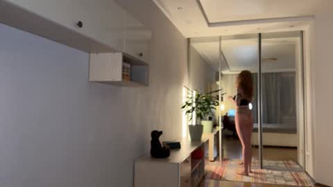 Snapshot of good__choice chatting on November 21, 2025, 5:00 pm Polly online show from November 21, 2025, 5:00 pm