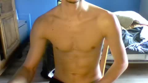 Snapshot of goodboy146 chatting on November 4, 2025, 12:37 pm Goodboy online show from November 4, 2025, 12:37 pm