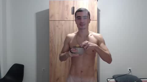 goodgg229975 online show from November 1, 2025, 3:25 pm