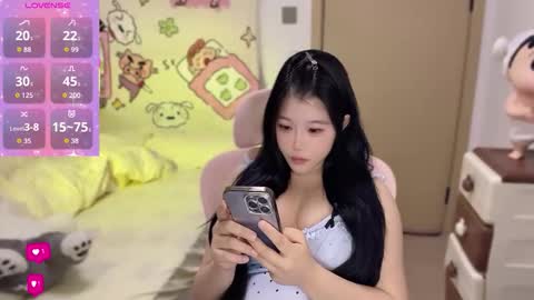 gorgeous girl33 online show from November 3, 2025, 9:16 pm