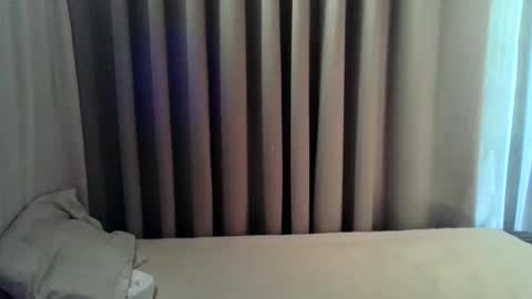 gorgeouspinay_gwen online show from March 22, 2026, 12:47 am