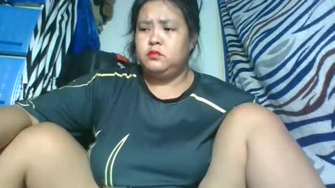 gorgeousselenaxx online show from May 19, 2026, 12:16 am