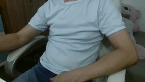 Snapshot of goten7 chatting on April 9, 2026, 10:31 am Andres online show from April 9, 2026, 10:31 am