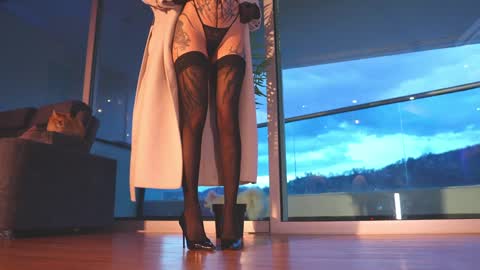 sophie  Special celebration a the beach 300k followers 3011 and 0112   online show from March 8, 2025, 11:18 pm