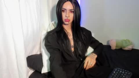 Snapshot of goth_ru chatting on December 29, 2024, 10:36 pm Russ online show from December 29, 2024, 10:36 pm