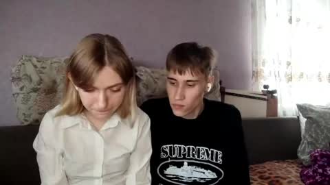 Lilly and Jake online show from May 23, 2026, 10:08 am