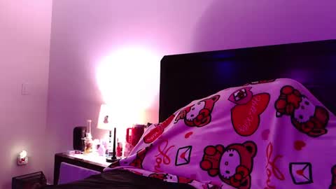 Snapshot of gothbaby305 chatting on February 12, 2026, 7:47 am gothbaby305 online show from February 12, 2026, 7:47 am