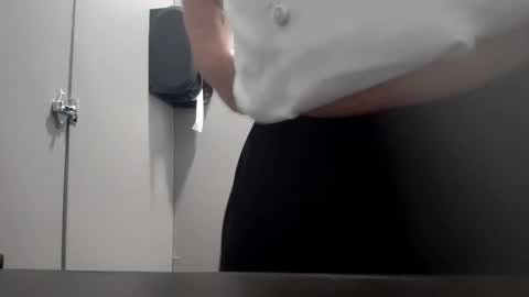 Snapshot of gotsum4u001 chatting on February 13, 2025, 4:39 pm gotsum4u001 online show from February 13, 2025, 4:39 pm