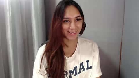 Snapshot of grace_for_youuu chatting on April 30, 2026, 12:17 am HoneyGrace online show from April 30, 2026, 12:17 am