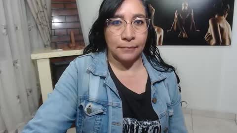 Snapshot of grace_mature_milf chatting on October 15, 2025, 10:26 am grace_mature_milf online show from October 15, 2025, 10:26 am