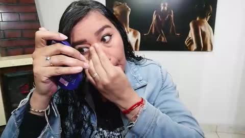 Snapshot of grace_mature_milf chatting on December 19, 2025, 11:06 am grace_mature_milf online show from December 19, 2025, 11:06 am