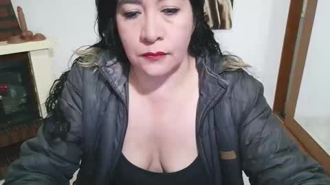 Snapshot of grace_mature_milf chatting on January 16, 2026, 10:19 am grace_mature_milf online show from January 16, 2026, 10:19 am