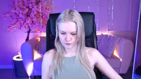 Grace Glamour online show from February 9, 2026, 5:11 am