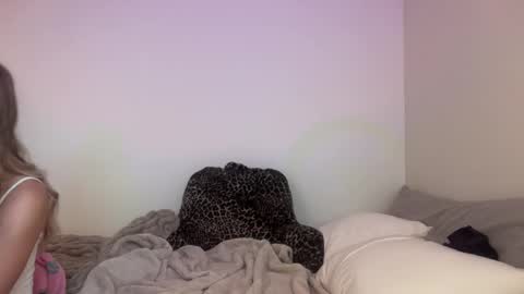 Snapshot of graceyrose chatting on September 29, 2025, 3:50 pm graceyrose online show from September 29, 2025, 3:50 pm