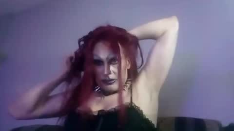 gracie79 online show from January 10, 2025, 9:55 am